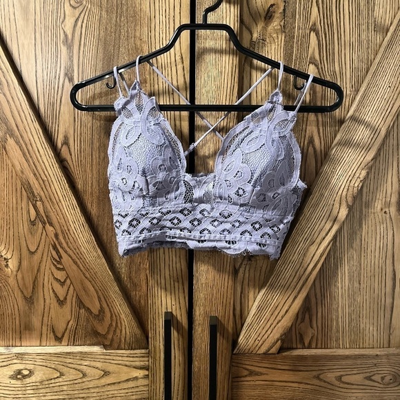 2/$30 Lace Bralette Medium - Picture 1 of 4
